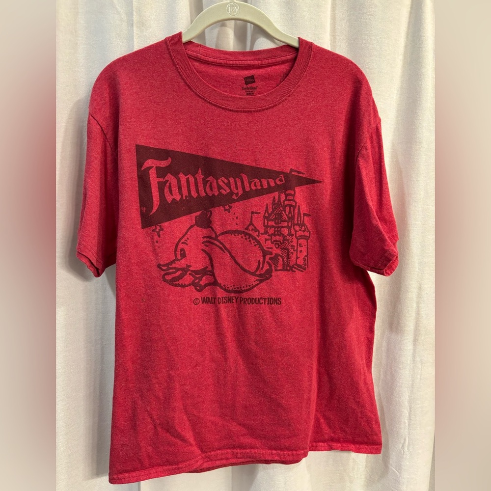 Walt Disney World Disneyland Fantasyland T Shirt Size Medium